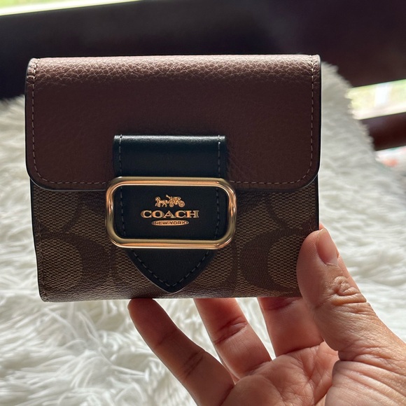 Coach Small Morgan Wallet - Picture 10 of 12